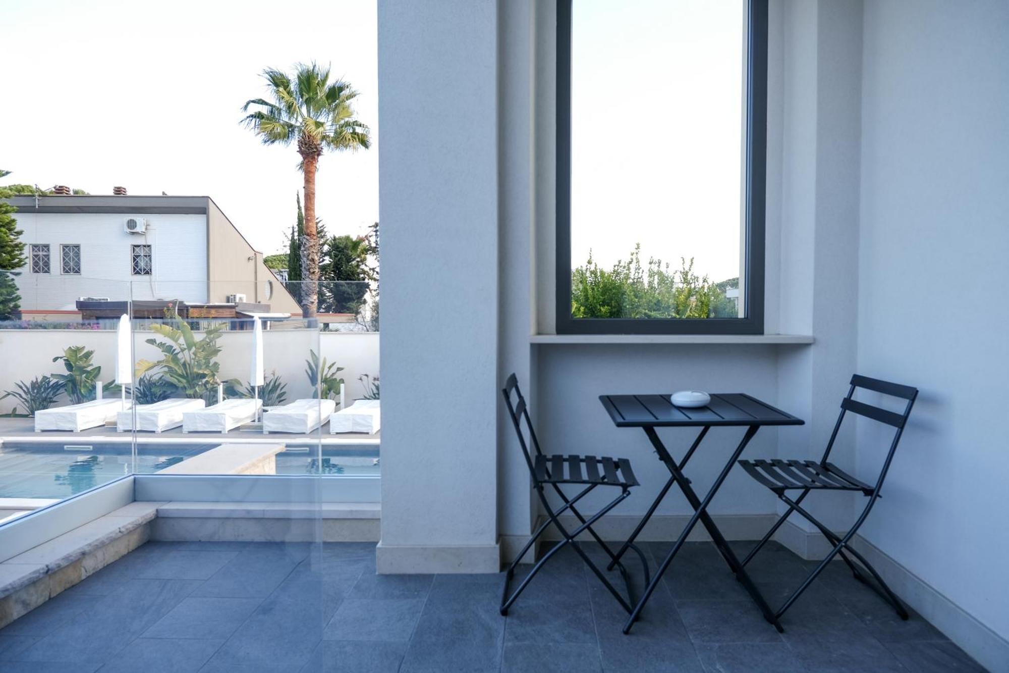 Hotel Dimora Giulia Bari Exterior foto